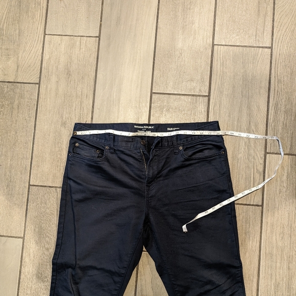 Banana Republic the traveler blue jeans. - Picture 3 of 3